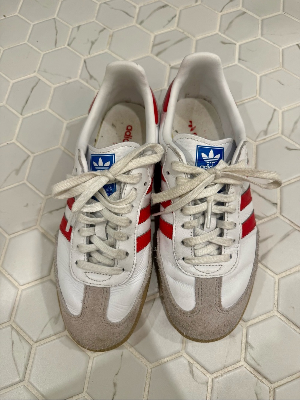 Adidas Samba Sneakers in White and Red - Picture 4 of 5